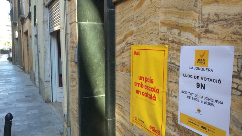 Cartell de convocatòria per participar a la consulta de demà diumenge