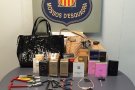Els Mossos detenen quatre persones per haver robat perfums
