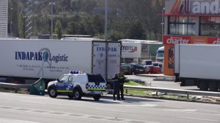 La Policia Local va tallar l'accés directe des de la N-II al polígon vilella
