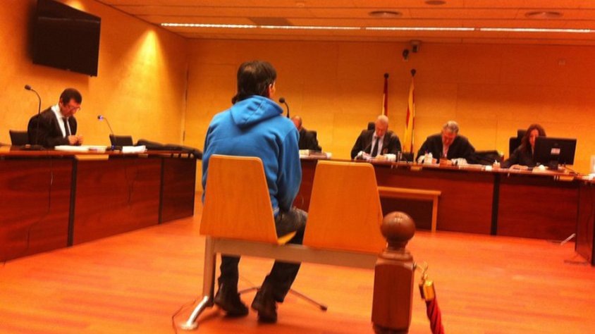 Castañeda va ser jutjat l'11 de novembre. Va ser defensat per l'advocat Obduli Rivas Foto: G. P.