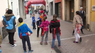 El Rodajoc va passar divendres per carrers i places de la Jonquera