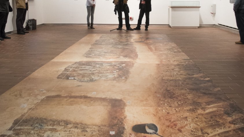 La vesprada de divendres es va inaugurar al MUME l'exposició “Desenterrant el silenci”