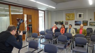 Sessió de fotografies avui a l'Ajuntament de la Jonquera