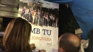 Enganxada de cartells, eleccions municipals la Jonquera 2015. D