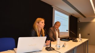 A l'esquerra Helena Solà i a la dreta LLuis Gendrau, de Iquiosc.cat