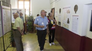 Imatges de l'exposició Cent cinquanta anys de la Concòrdia