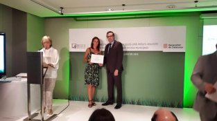 A l'acte hi va ser present l'alcaldessa Sònia Martínez que va recollir el certificat que acredita la bona gestió dels residus al nostre municipi.