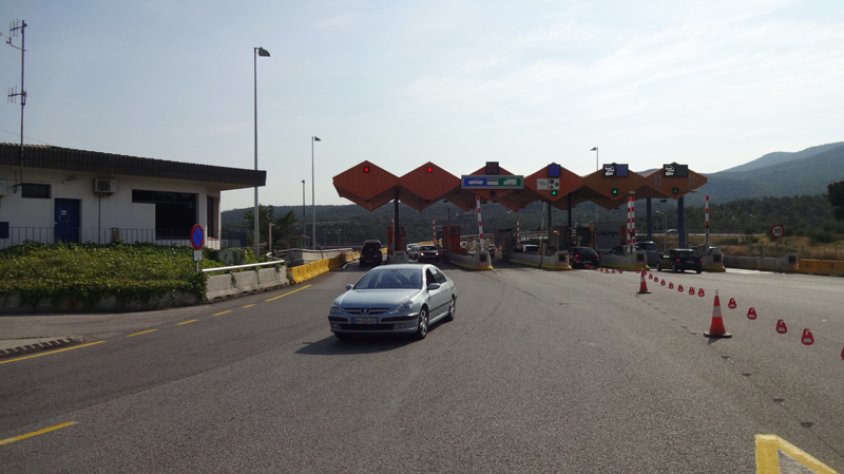 Abertis activa un dispositiu de mesures especials a La Jonquera