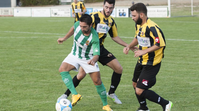 Una imatge del partit contra el Mataró