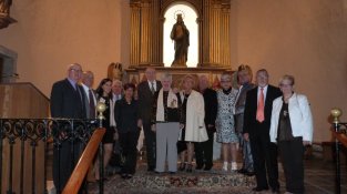 Celebració de les Noces d'or a l'església Parroquial de Santa Maria de la Jonquera organitzades pel Casal de l'Avi