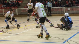Una imatge del partit del CP Jonquerenc contra el CH Girona