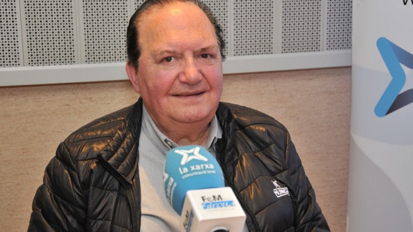 Imatge de l'entrevista amb els responsables de la Cobla Vila de la Jonquera