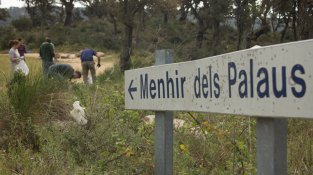 Els veïns de l'Estrada denuncien els residus que generen la prostitució i el consum de drogues