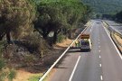 Reobertes l'AP-7 i l'N-II a la Jonquera un cop estabilitzat l'incendi a la Catalunya Nord