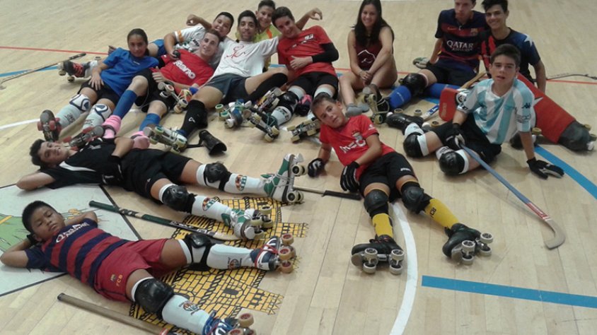 Marc Armero, al centre superior de la foto, deixa el CP Jonquerenc. Abans però es va voler acomiadar del club