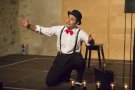 Can Laporta va acollir la representació “Crónicas de un comediante”