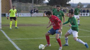 Imatges del partit entre la UE la Jonquera i l'Olot