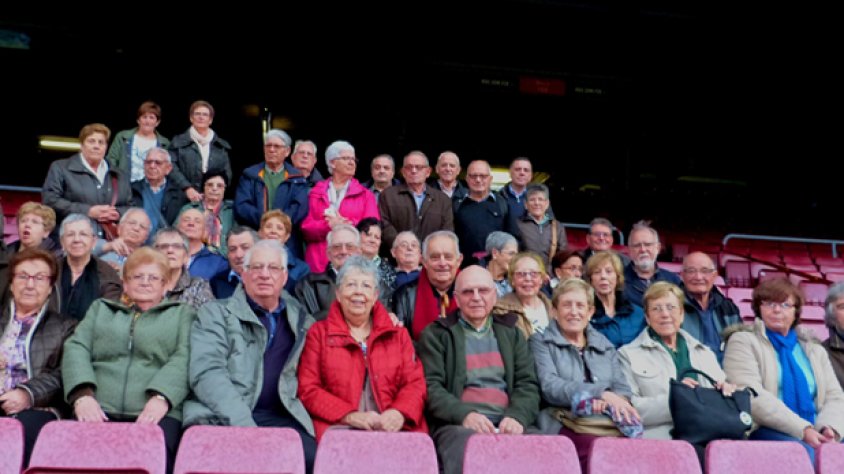 El Casal de l'Avi de la Jonquera visita el Camp Nou