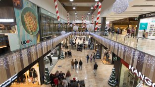 Gran Jonquera va inaugurar el passat cap de setmana “negre” la il·luminació de Nadal amb activitats per a tots els públics.