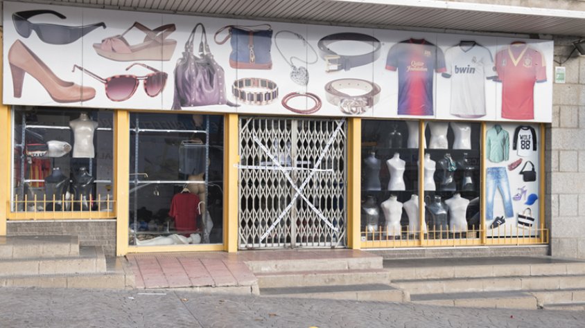 Troben roba falsificada amagada a la Jonquera. Imatge d'arxiu.