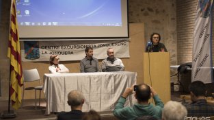 La vesprada de dissabte, als Porxos de Can Laporta, es va fer la presentació de la que serà la VI edició de La Cursa de la Dona