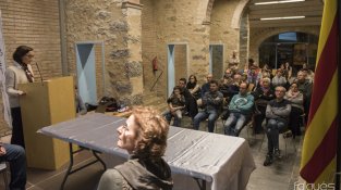 La vesprada de dissabte, als Porxos de Can Laporta, es va fer la presentació de la que serà la VI edició de La Cursa de la Dona