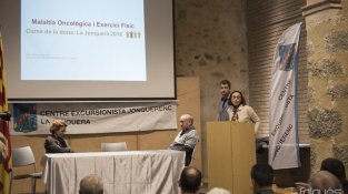 La vesprada de dissabte, als Porxos de Can Laporta, es va fer la presentació de la que serà la VI edició de La Cursa de la Dona