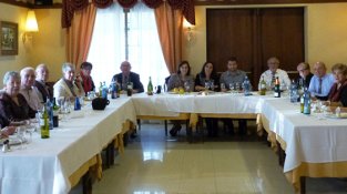 Imatges del dinar de Nadal del Casal de l'Avi de la Jonquera