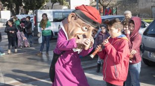 L'Home dels Nassos s'ha passejat per la Jonquera