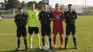Imatges del partit de 3a divisió entre la Jonquera i el Terrassa