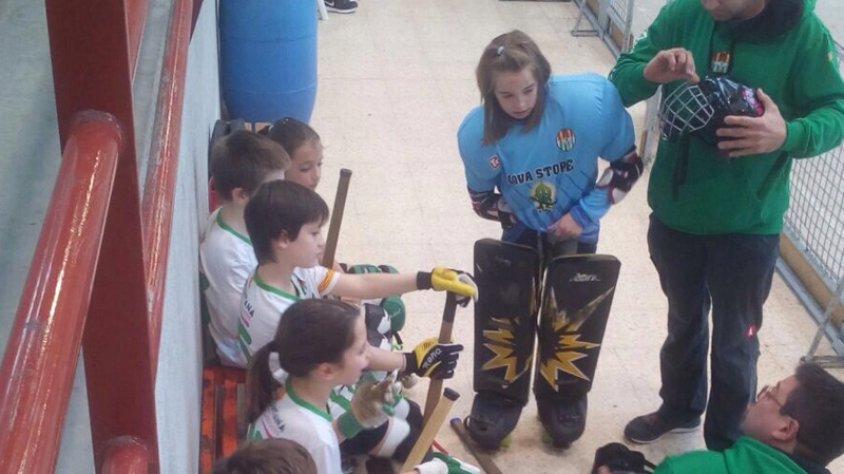 El prebenjamí A va rebre l'Hoquei Banyoles A.