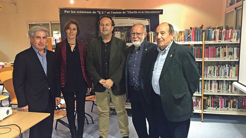 L’exalcalde fa una xerrada titulada ‘La Jonquera, passat, present i futur, terra de pas i de frontera’ com a ampliació de l’exposició fotogràfica ‘La Jonquera, molt més que una frontera’