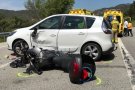 Dos motoristes ferits en un xoc amb un cotxe a l'N-II a la Jonquera