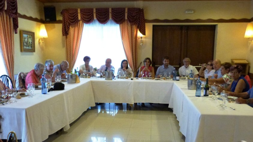Dinar del soci del Casal de l'Avi de la Jonquera