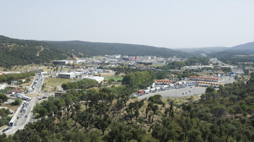 NII i autopista van col·lapsar provocant grans retencions