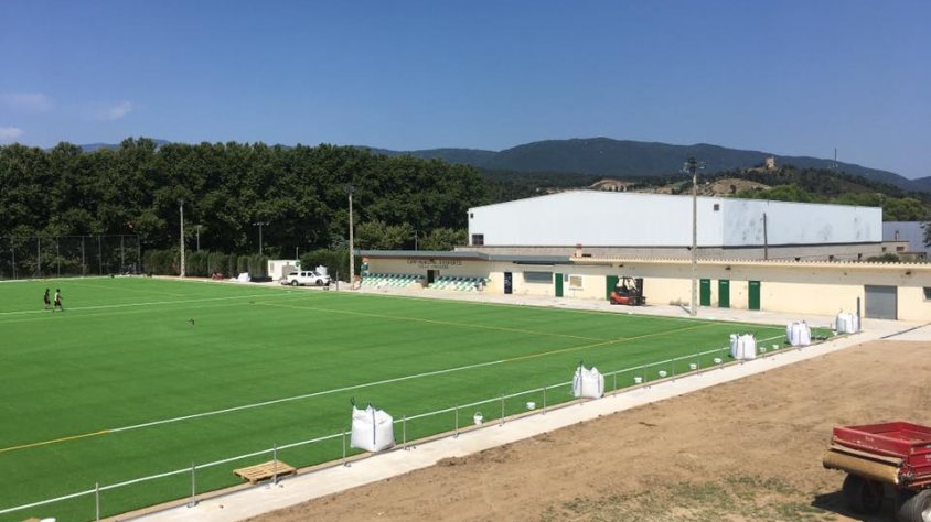 Demà s'inaugura la gespa artificial de les Forques