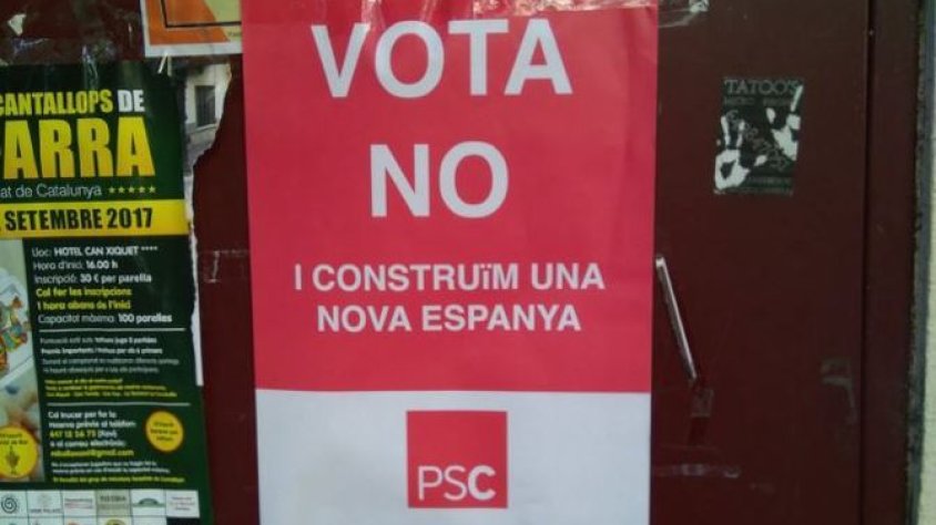 La Jonquera llueix els primers cartells pel no