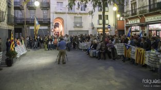 La Jonquera es manifesta contra l'operació de la Guàrdia Civil pel referèndum