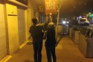 Penjada de cartells de la campanya del referèndum a la Jonquera