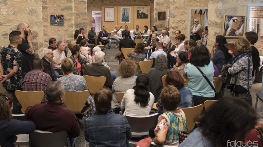 La plataforma "Veïns de la Jonquera" convoca una nova reunió.