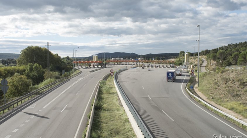 Trànsit pràcticament inexistent a l'Ap7 a primera hora del matí