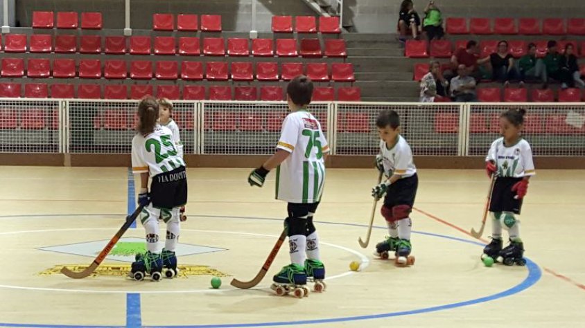 Equip iniciació del CP Jonquerenc en un partit d'aquesta temporada