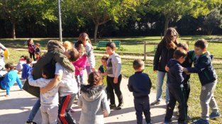 Abraçades al Parc d'en Lloveras