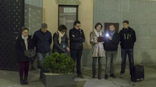 Membres de l'Ajuntament van llegir un manifest