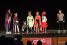 La gala benèfica de l'escola de teatre omple la sala de la Societat