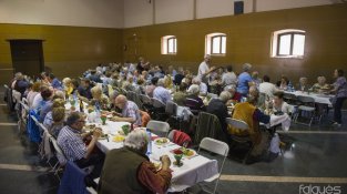 Per primer any es va fer un dinar popular a la Societat