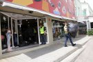 Cop policial al contraban en botigues de la Jonquera