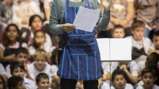 Hi van participar les escoles i l'Escola de Música de la Jonquera