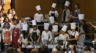 Els estris de cuina es van convertir en instruments