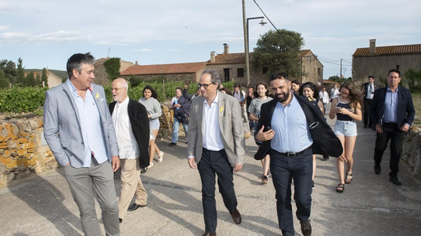 El president es va passejar pel poble